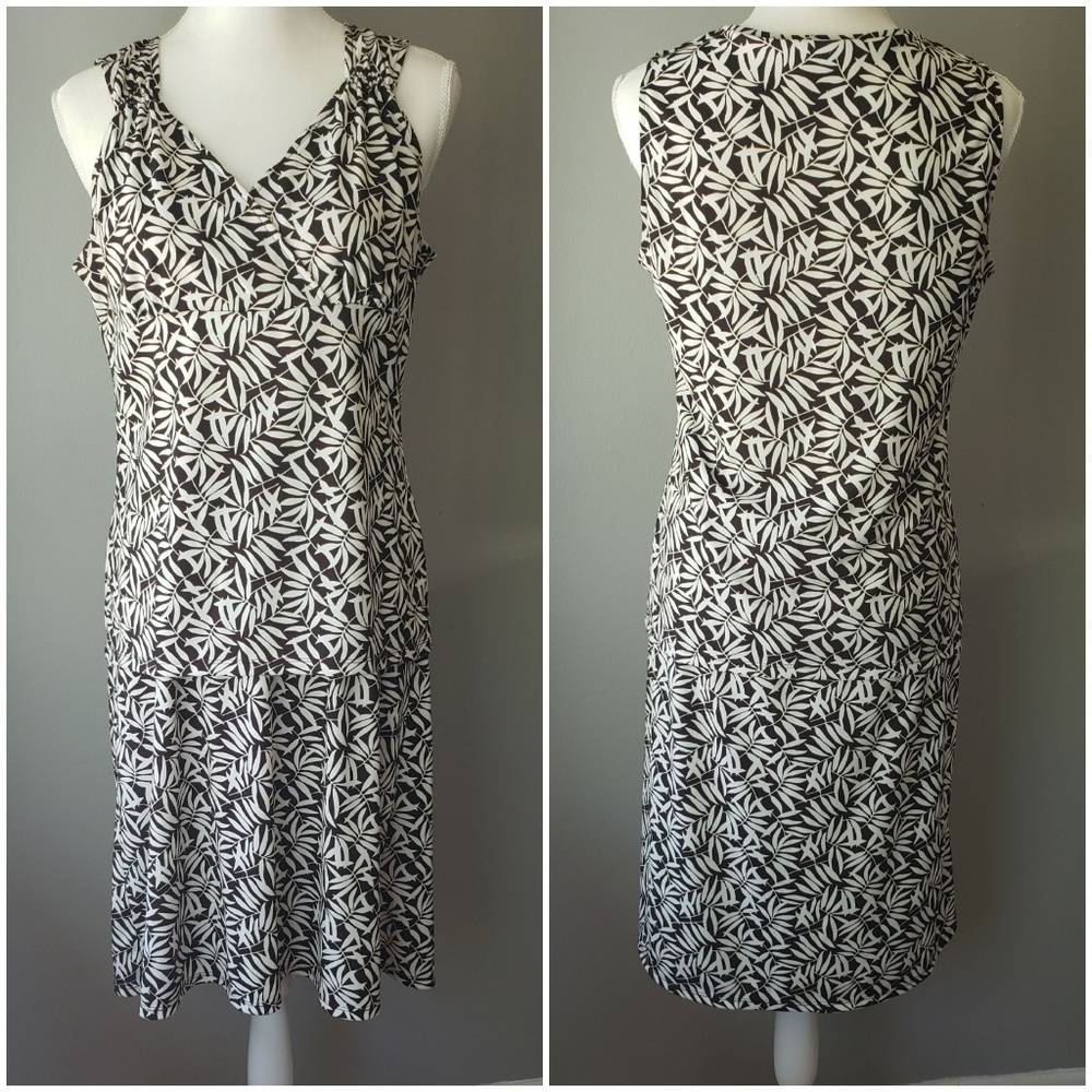 Ann Taylor 2pc tank and skirt set